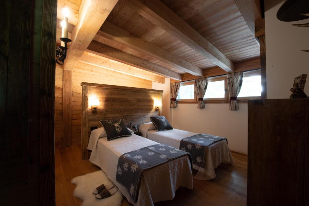 Chalet Degli Abeti By Ama Val Di Fassa カンピテッロ・ディ・ファッサ エクステリア 写真
